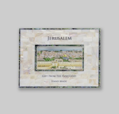 Seashell Plate With Jerusalem Silver